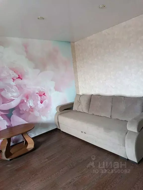 2-к кв. Хакасия, Черногорск Советская ул., 98 (52.0 м) - Фото 1