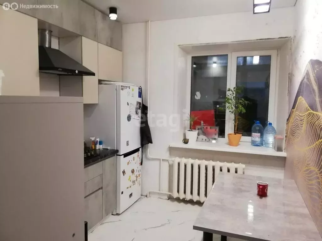 2-комнатная квартира: Ухта, проспект Ленина, 61 (48.9 м) - Фото 1