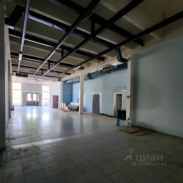Помещение свободного назначения в Москва Рябиновая ул., 16 (500 м) - Фото 1
