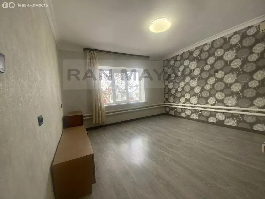 Дом в Майкоп, улица 3-го Интернационала (130 м) - Фото 2