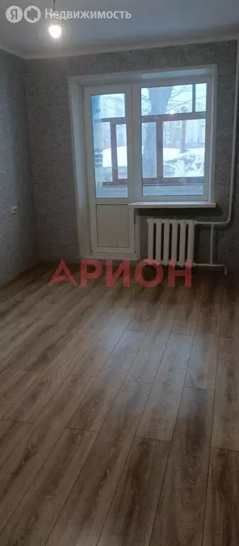 3-комнатная квартира: Тюмень, улица 30 лет Победы, 112 (65 м) - Фото 1