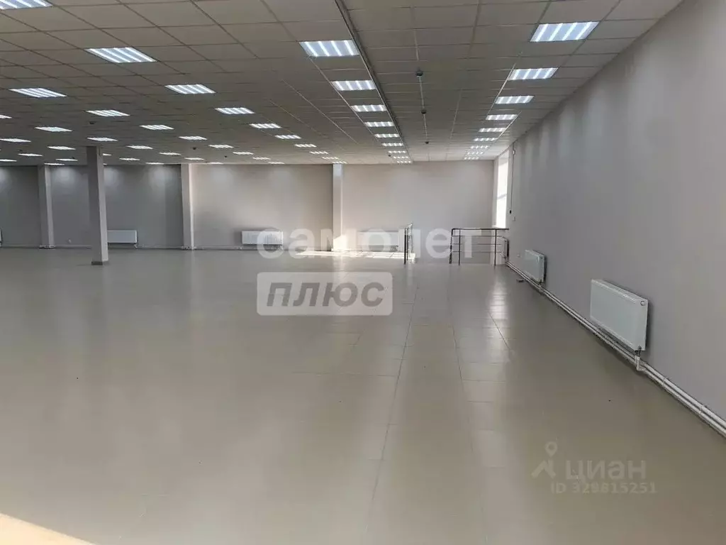 Помещение свободного назначения в Курская область, Обоянь Курская ул., ... - Фото 1