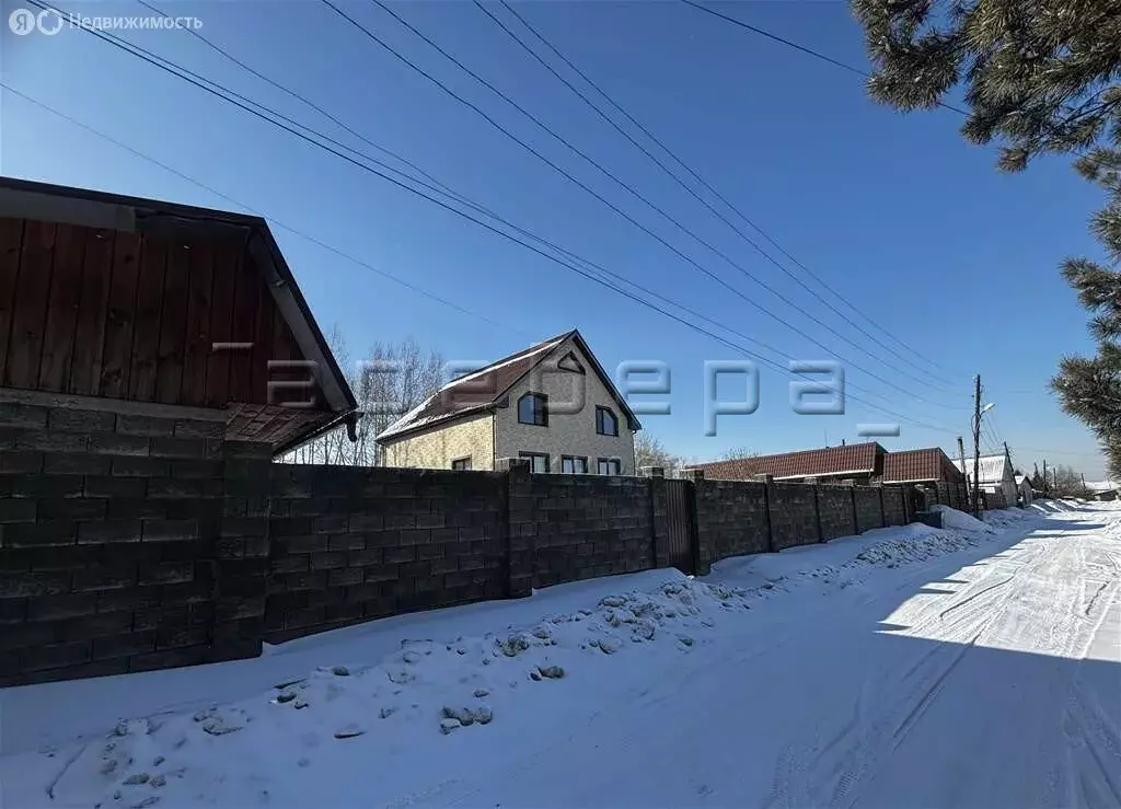 Дом в посёлок городского типа Емельяново, Демократическая улица, 4 ... - Фото 2