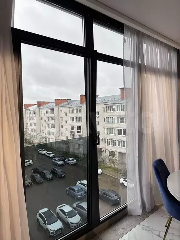 2-к. квартира, 92 м, 5/5 эт. - Фото 1