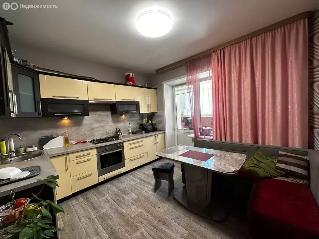 2-комнатная квартира: Калуга, улица Гурьянова, 67к2 (70.1 м) - Фото 1