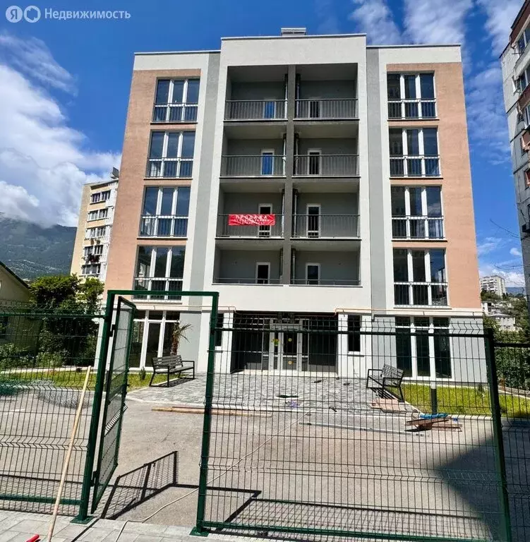 1-комнатная квартира: Ялта, улица Грибоедова, 15 (45.7 м) - Фото 2
