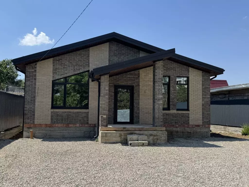 Дом в Ставропольский край, Невинномысск ул. Фрунзе, 50 (132 м) - Фото 2