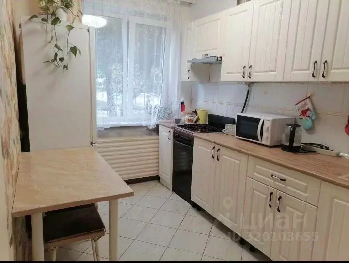 3-к кв. Башкортостан, Уфа Батырская ул., 18 (68.8 м) - Фото 0