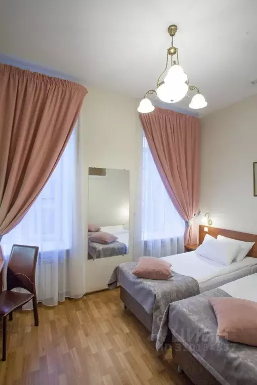 Комната Санкт-Петербург Суворовский просп., 27 (25.0 м) - Фото 1