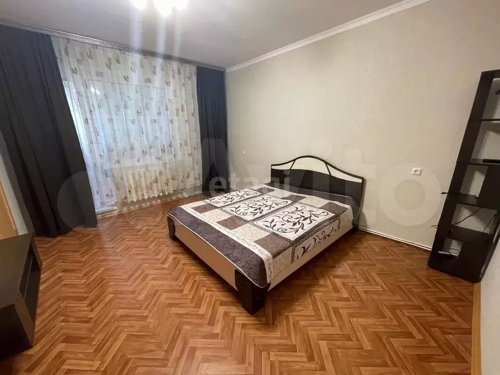 1-к. квартира, 42,3 м, 5/10 эт. - Фото 0