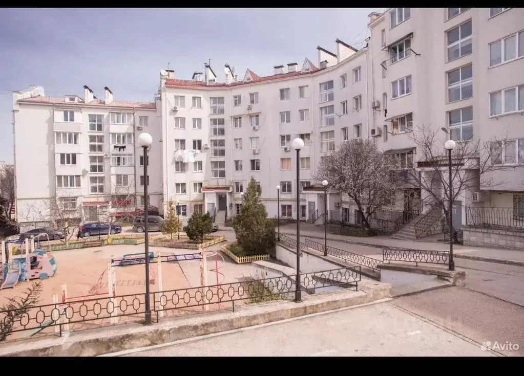 2-к кв. Севастополь ул. Вакуленчука, 26к3 (62.0 м) - Фото 1