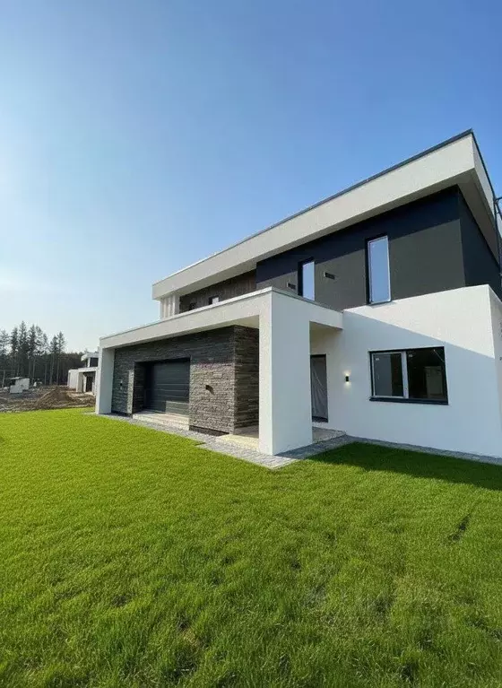 Дом в Ленинградская область, Всеволожский район, Бугровское городское ... - Фото 1