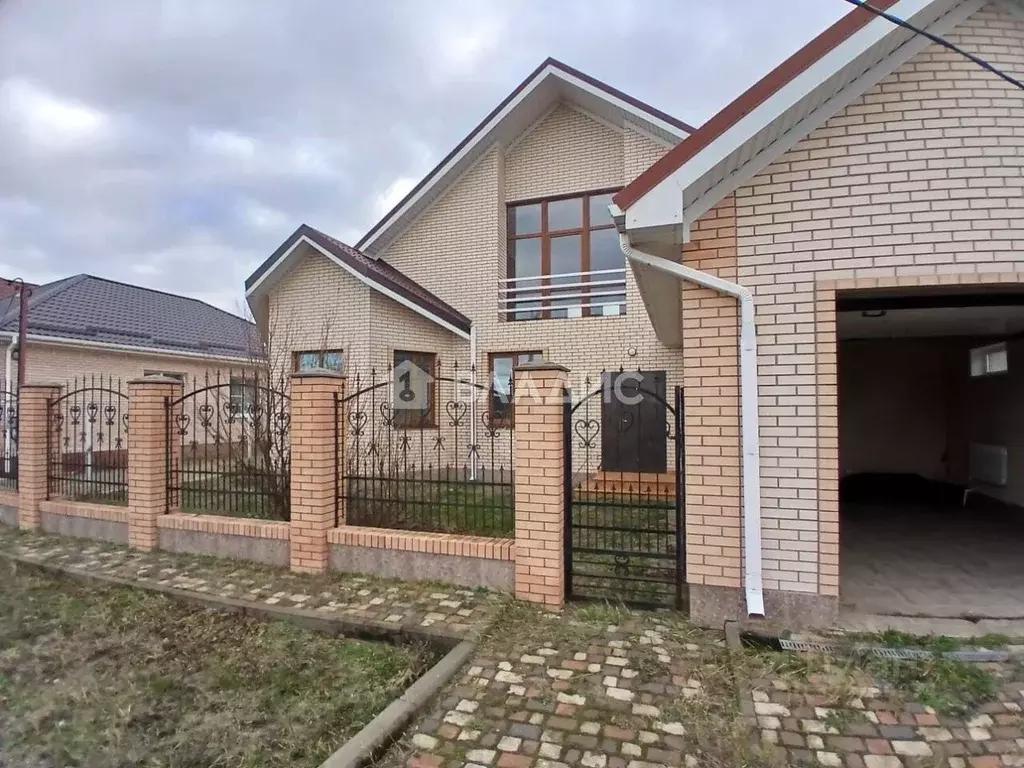 Дом в Краснодарский край, Ейск ул. Казачья (288 м) - Фото 1