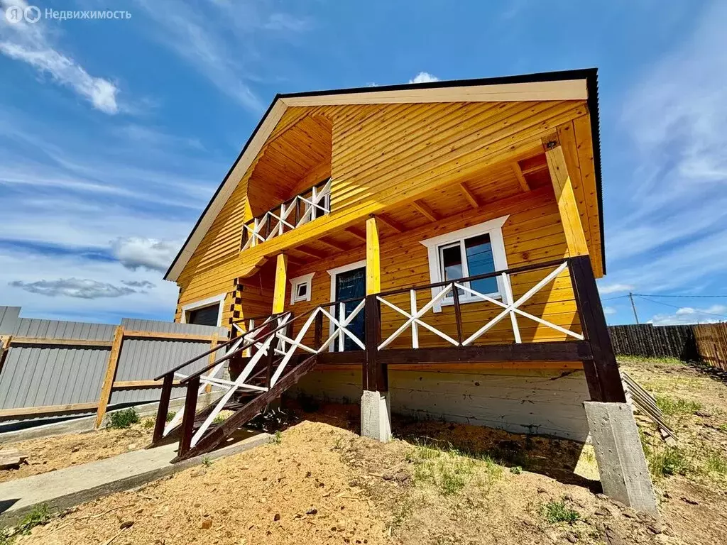 Дом в село Урик, Александровская улица, 16 (160 м) - Фото 1