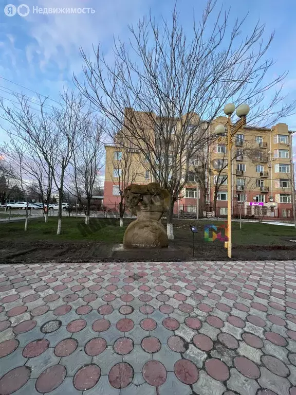 2-комнатная квартира: Элиста, улица А.С. Пушкина, 3Ак1 (98.6 м) - Фото 0