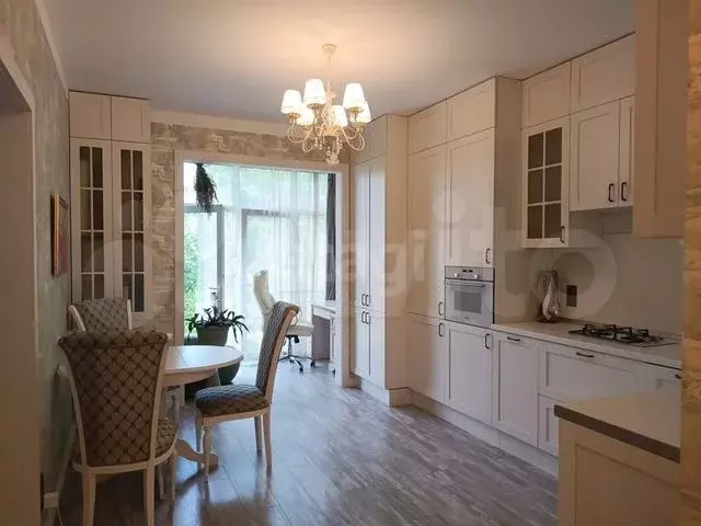 1-к. квартира, 42 м, 1/3 эт. - Фото 0