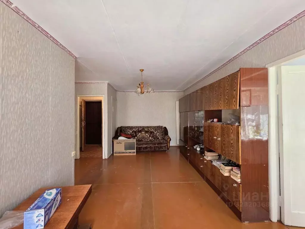 3-к кв. Челябинская область, Чебаркуль ул. Калинина, 22 (42.1 м) - Фото 1