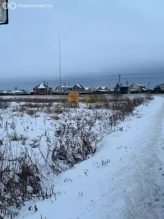 Участок в Тюменский район, деревня Есаулова, Восточная улица (7 м) - Фото 0