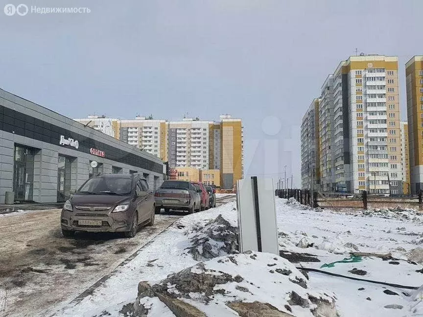 Участок в Красноярск, микрорайон Нанжуль-Солнечный (50 м) - Фото 0