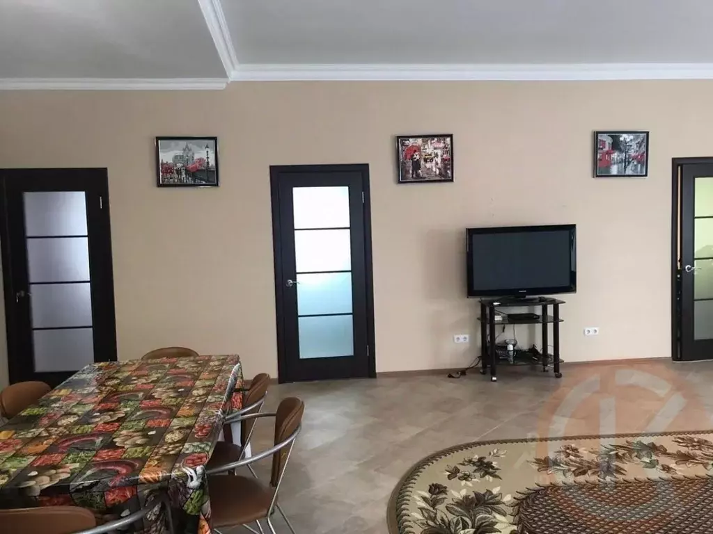 Дом в Крым, Сакский район, с. Фрунзе ул. Гагарина, 34 (130 м) - Фото 2