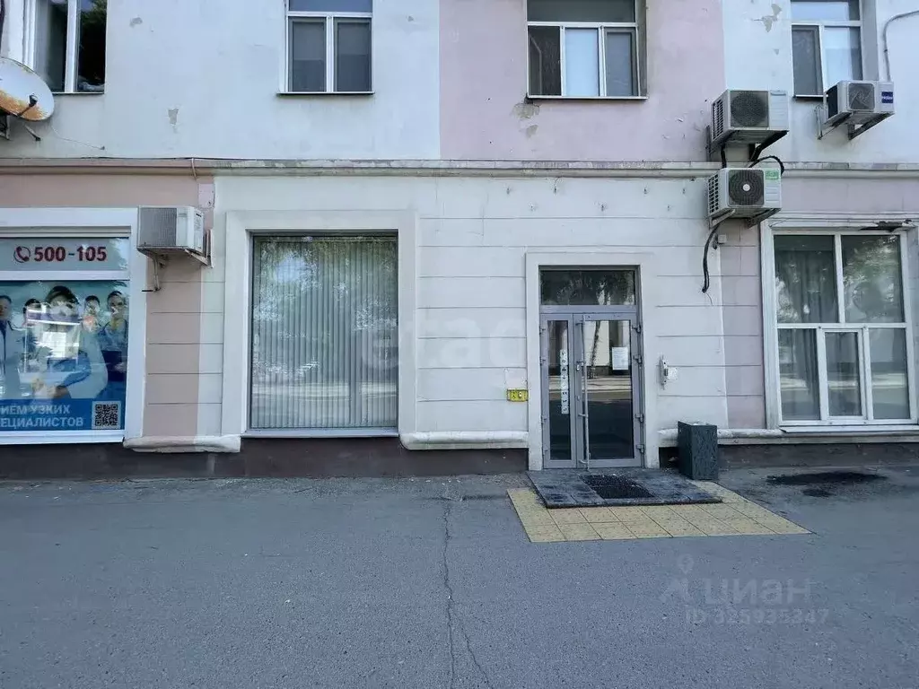 Помещение свободного назначения в Тюменская область, Тюмень ул. ... - Фото 1