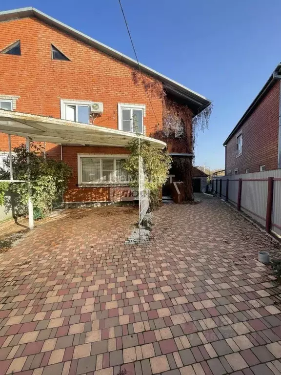 Дом в Краснодарский край, Тимашевск Южный мкр, пер. 1-й Набережный ... - Фото 1