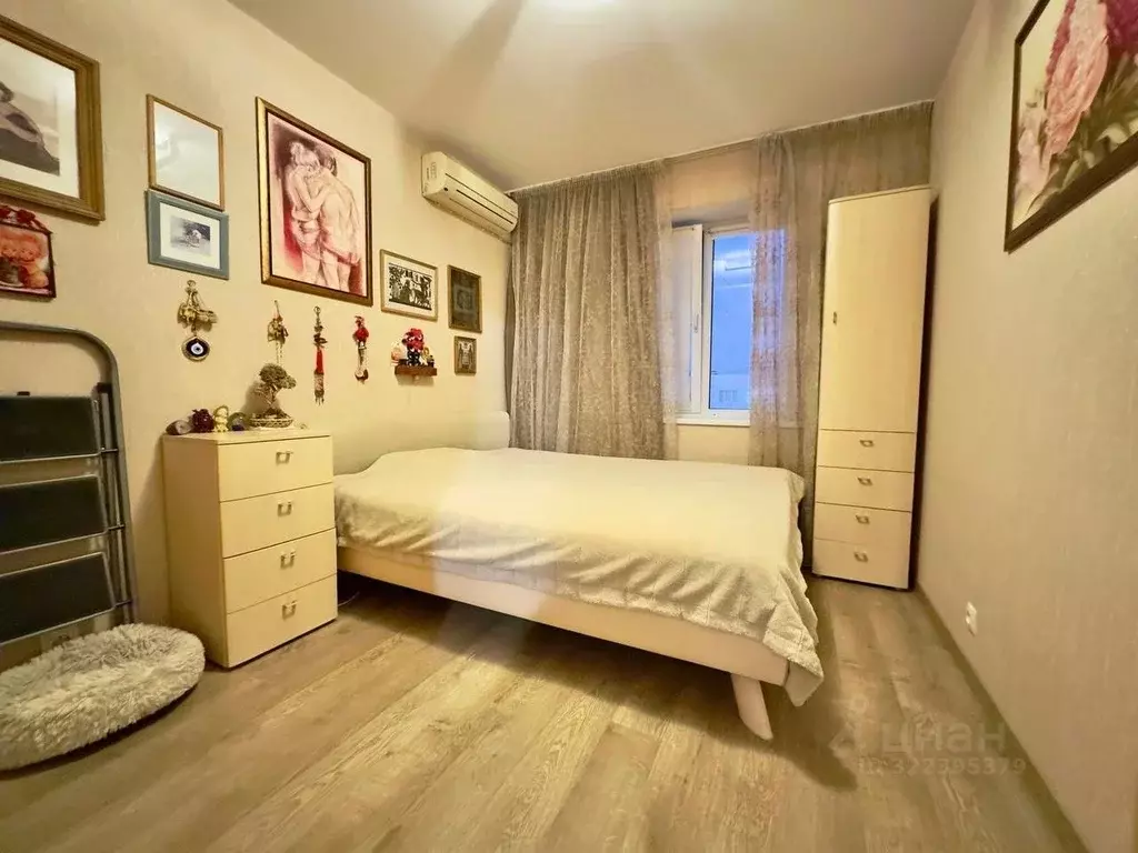 3-к кв. Волгоградская область, Волгоград ул. Маршала Еременко, 9 (65.0 ... - Фото 1