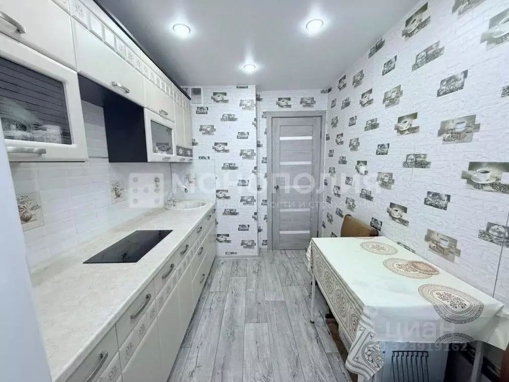 2-к кв. Амурская область, Белогорск Томский пер., 21 (52.1 м) - Фото 1