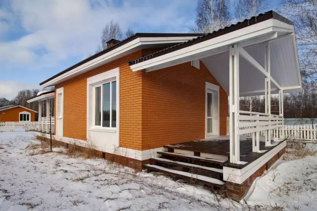Дом в Омская область, Омский район муниципальный округ, с. Красноярка ... - Фото 1
