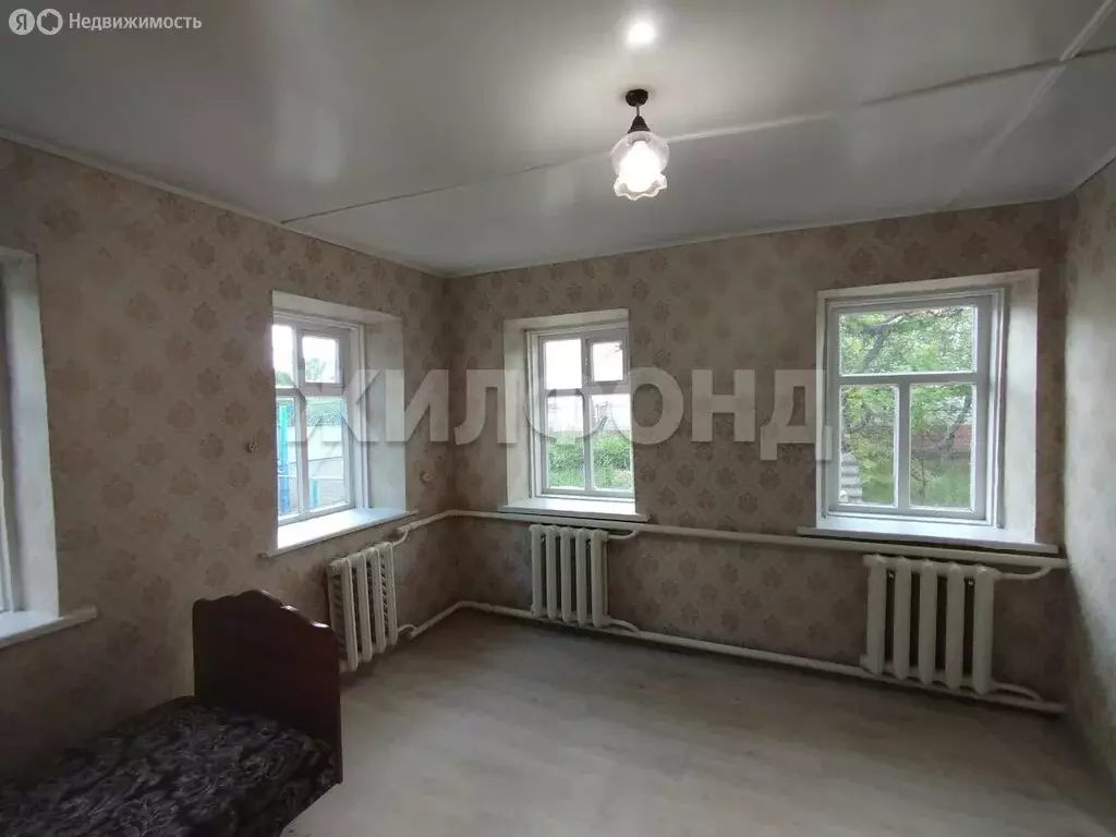 Дом в село Краснокумское, Советская улица (36 м) - Фото 1