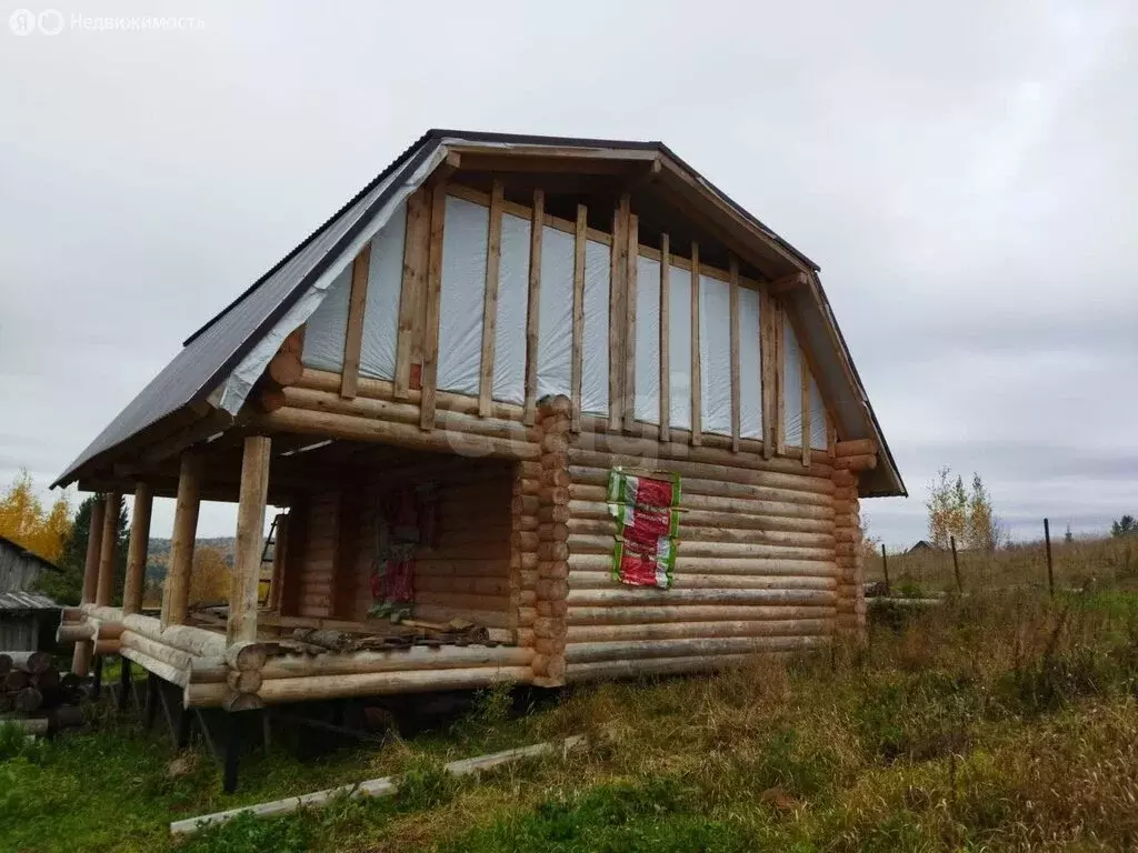 Дом в Архангельская область, Устьянский муниципальный округ, деревня ... - Фото 1