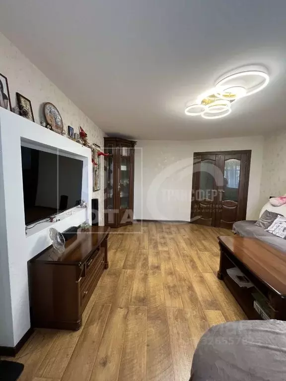 3-к кв. Воронежская область, Воронеж ул. Генерала Лизюкова, 76 (81.2 ... - Фото 2