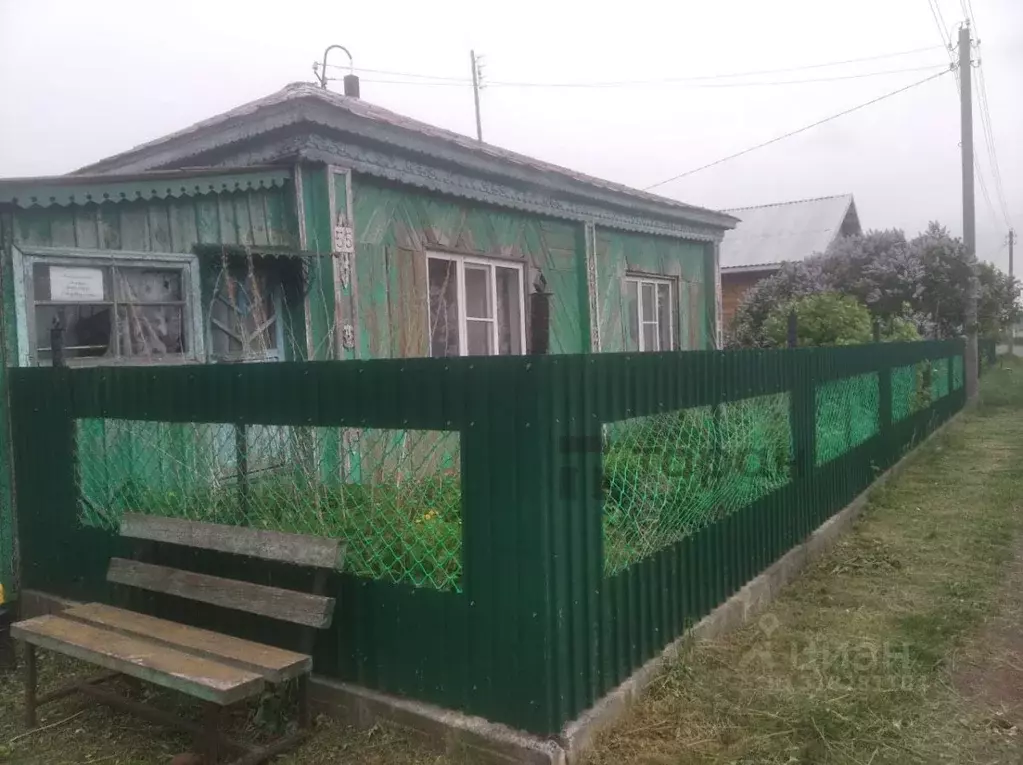 Дом в Челябинская область, Красноармейский район, с. Ачликуль ул. ... - Фото 0