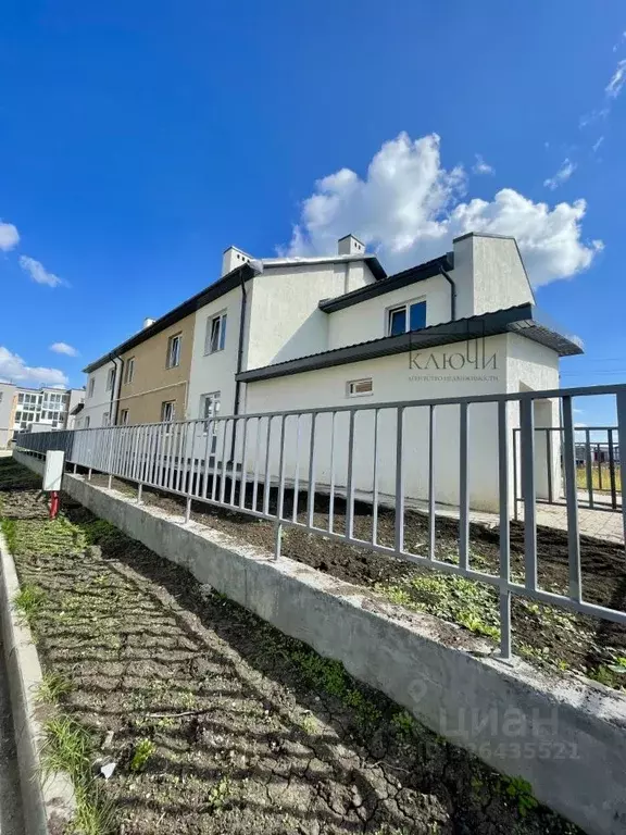 Таунхаус в Челябинская область, Магнитогорск ул. Зеленый Лог, 71/1 ... - Фото 1