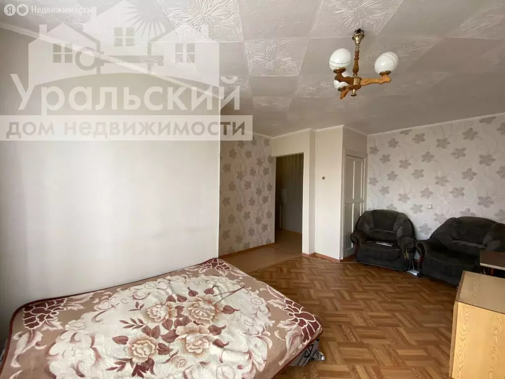 2-комнатная квартира: Алапаевск, улица Пушкина, 61 (41.9 м) - Фото 0