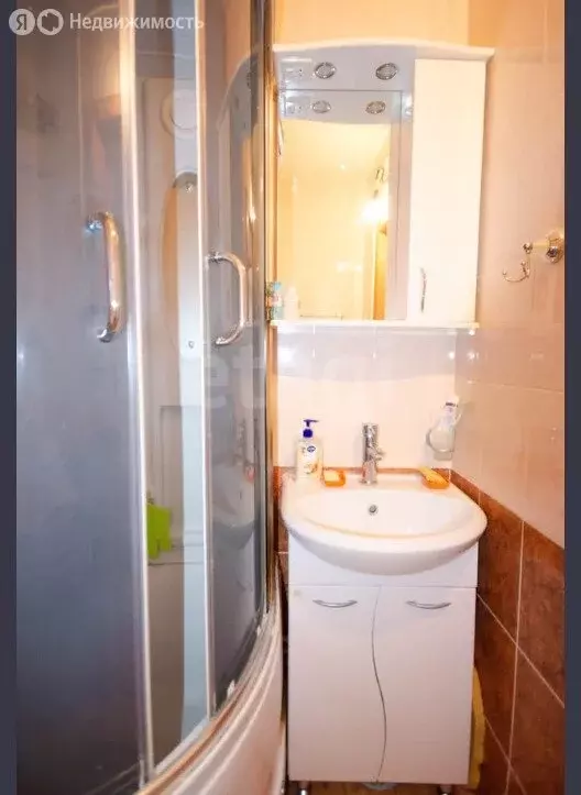 2-комнатная квартира: Заводоуковск, Заводская улица, 9Б (46 м) - Фото 0