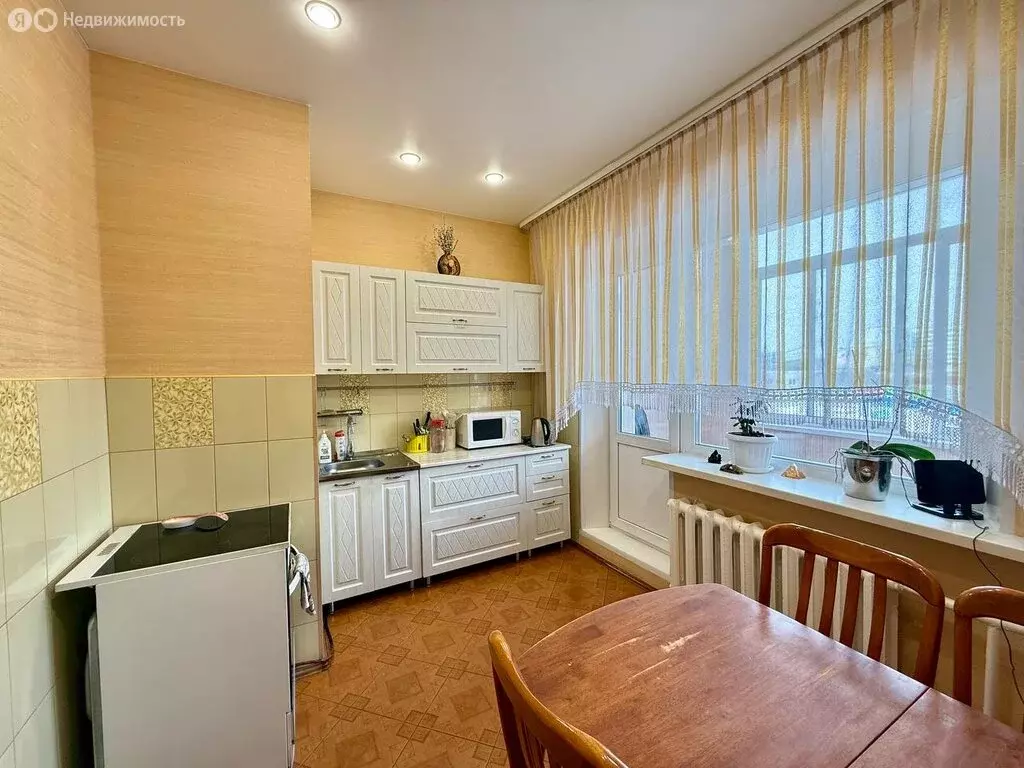 3-комнатная квартира: Нерюнгри, улица Карла Маркса, 14 (69.1 м) - Фото 2