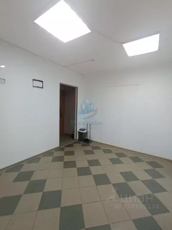 Помещение свободного назначения в Белгородская область, Шебекино ул. ... - Фото 2