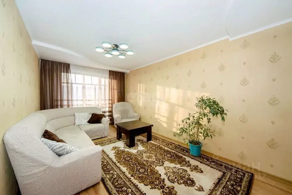 3-к кв. Алтайский край, Бийск Красноярский пер., 30/1 (70.2 м) - Фото 1