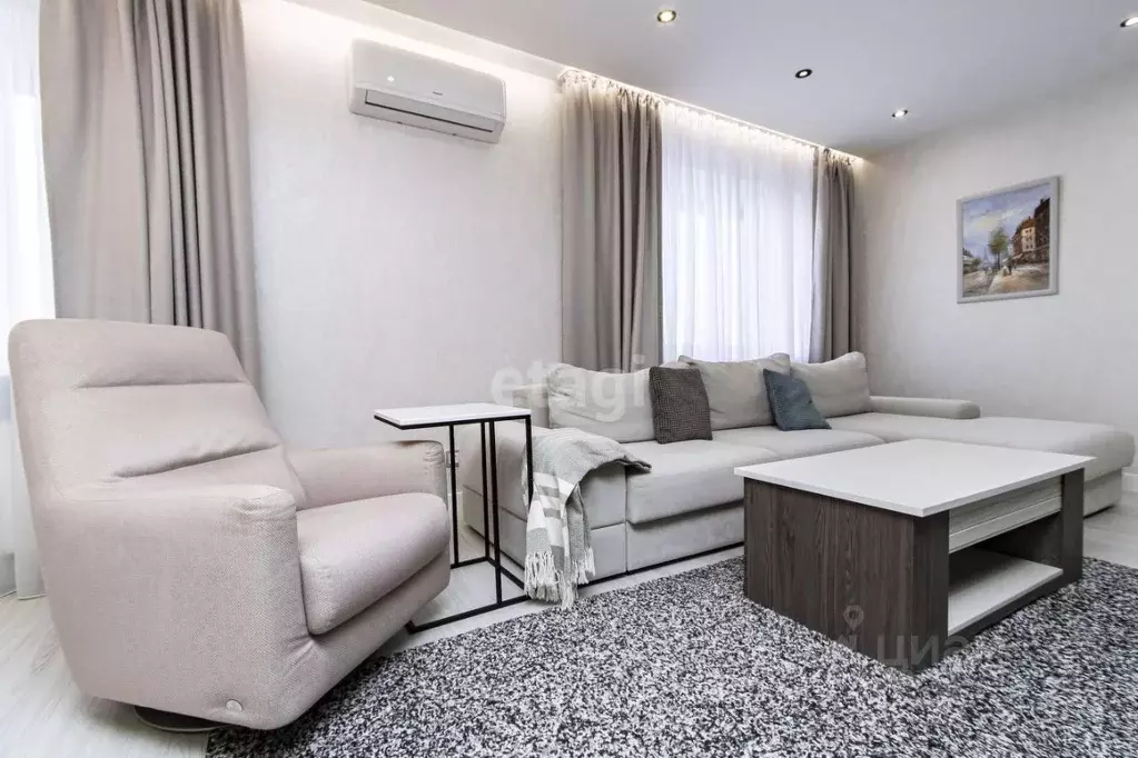 2-к кв. Тюменская область, Тюмень Харьковская ул., 64 (75.9 м) - Фото 1