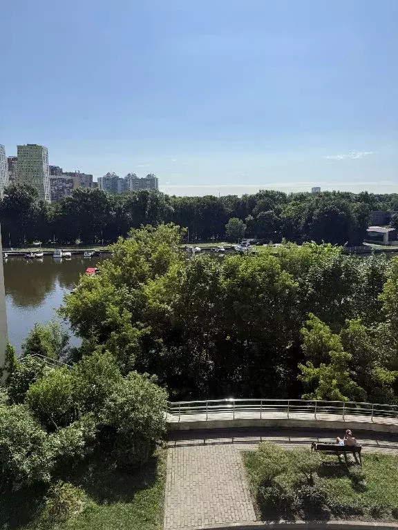Продается 3-комнатная квартира - Фото 2