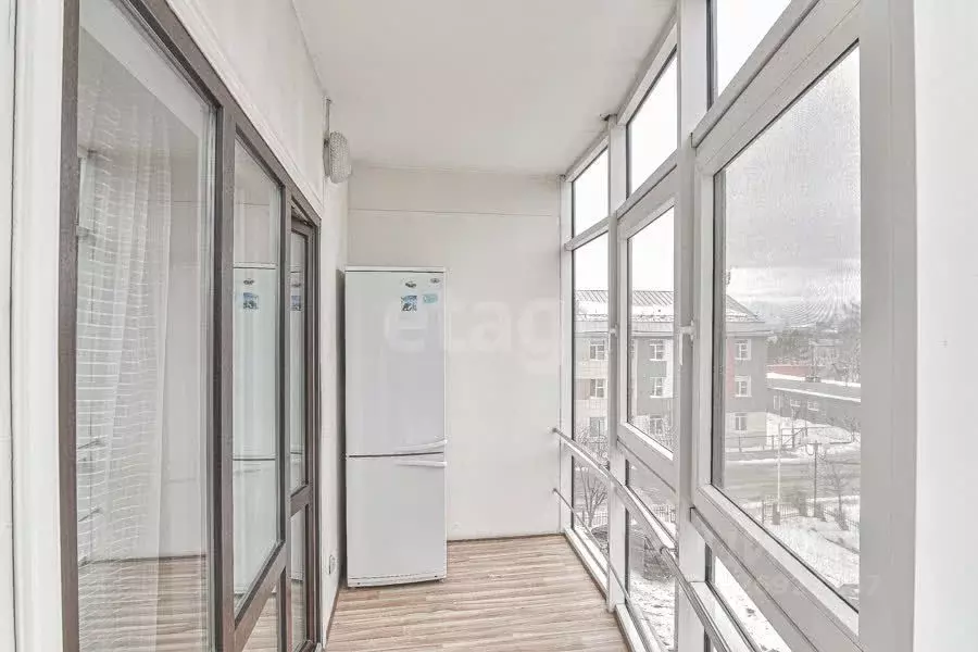 2-к кв. Сахалинская область, Южно-Сахалинск Южно-Сахалинская ул., 17А ... - Фото 2