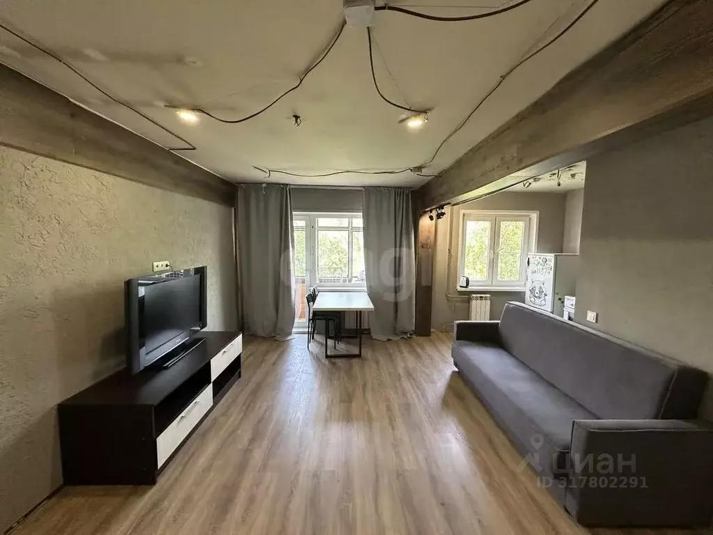 2-к кв. Красноярский край, Красноярск ул. Мичурина, 25а (44.6 м) - Фото 0