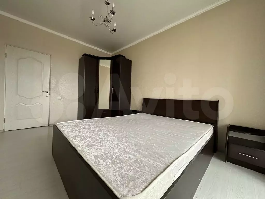 2-к. квартира, 70м, 2/5эт. - Фото 1