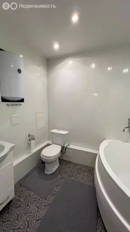 3-комнатная квартира: Магнитогорск, улица Труда, 61 (91.2 м) - Фото 1