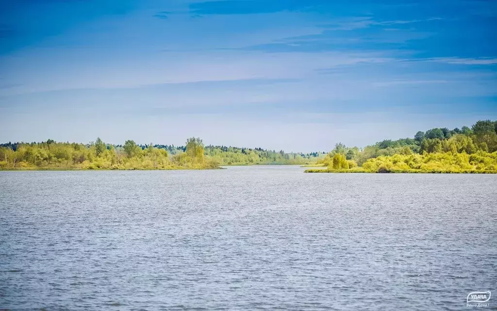 Участок в Московская область, Волоколамский городской округ, д. ... - Фото 1