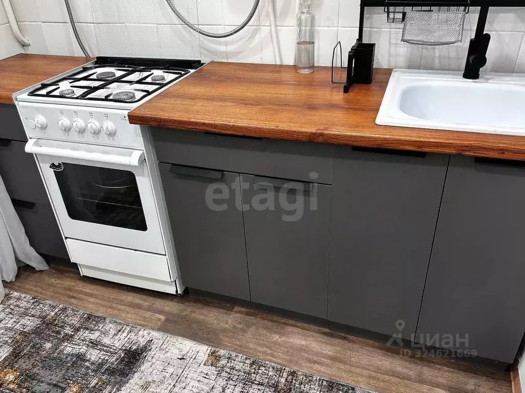 1-к кв. Нижегородская область, Выкса ул. Красные зори, 29 (32.2 м) - Фото 0