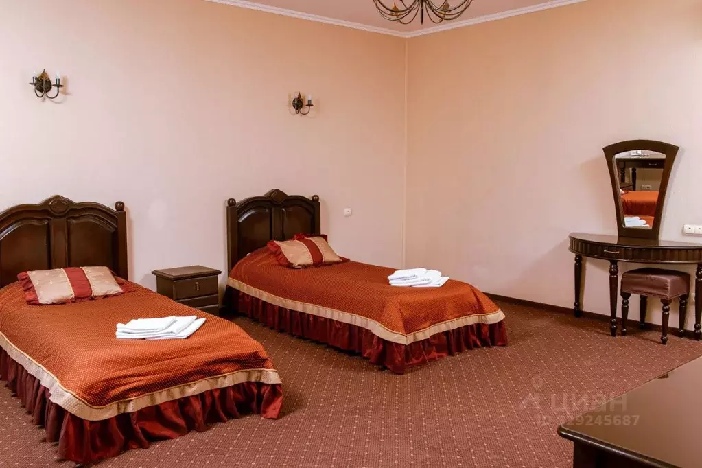 Комната Омская область, Омск ул. Красный Путь, 153к9 (42.0 м) - Фото 2