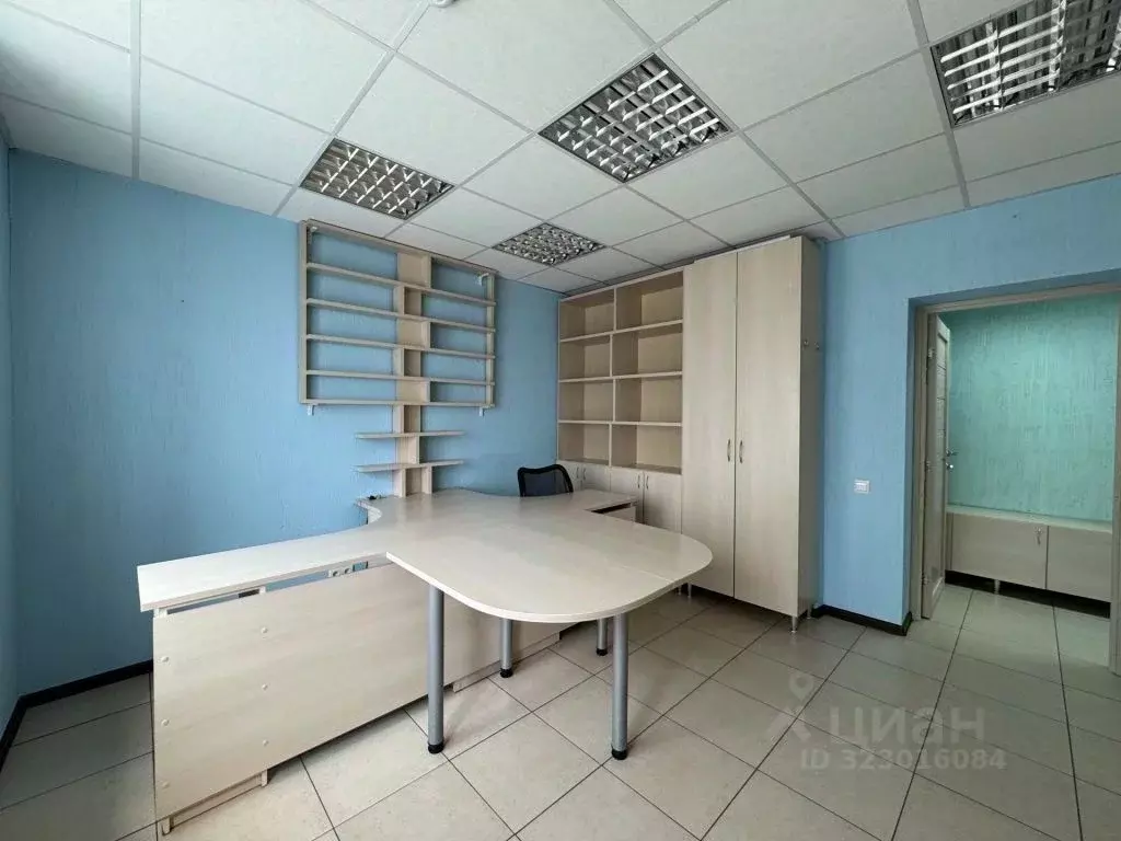 3-к кв. Саратовская область, Саратов ул. Большая Горная, 156/158 (59.5 ... - Фото 2