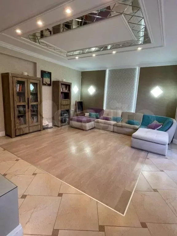 4-к. квартира, 150 м, 2/5 эт. - Фото 0